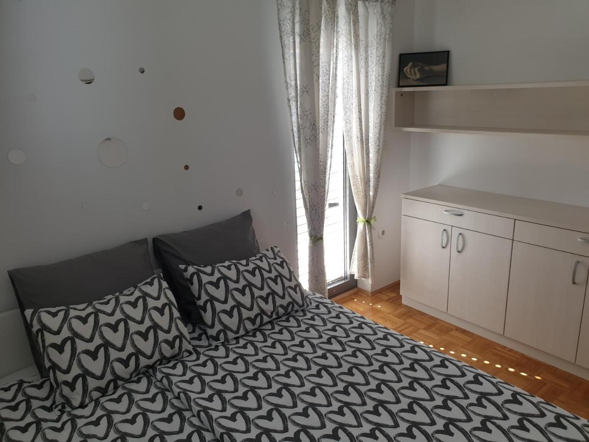 Apartment Emma Ljubljana - Free Parking, Ac, Wifi Luaran gambar