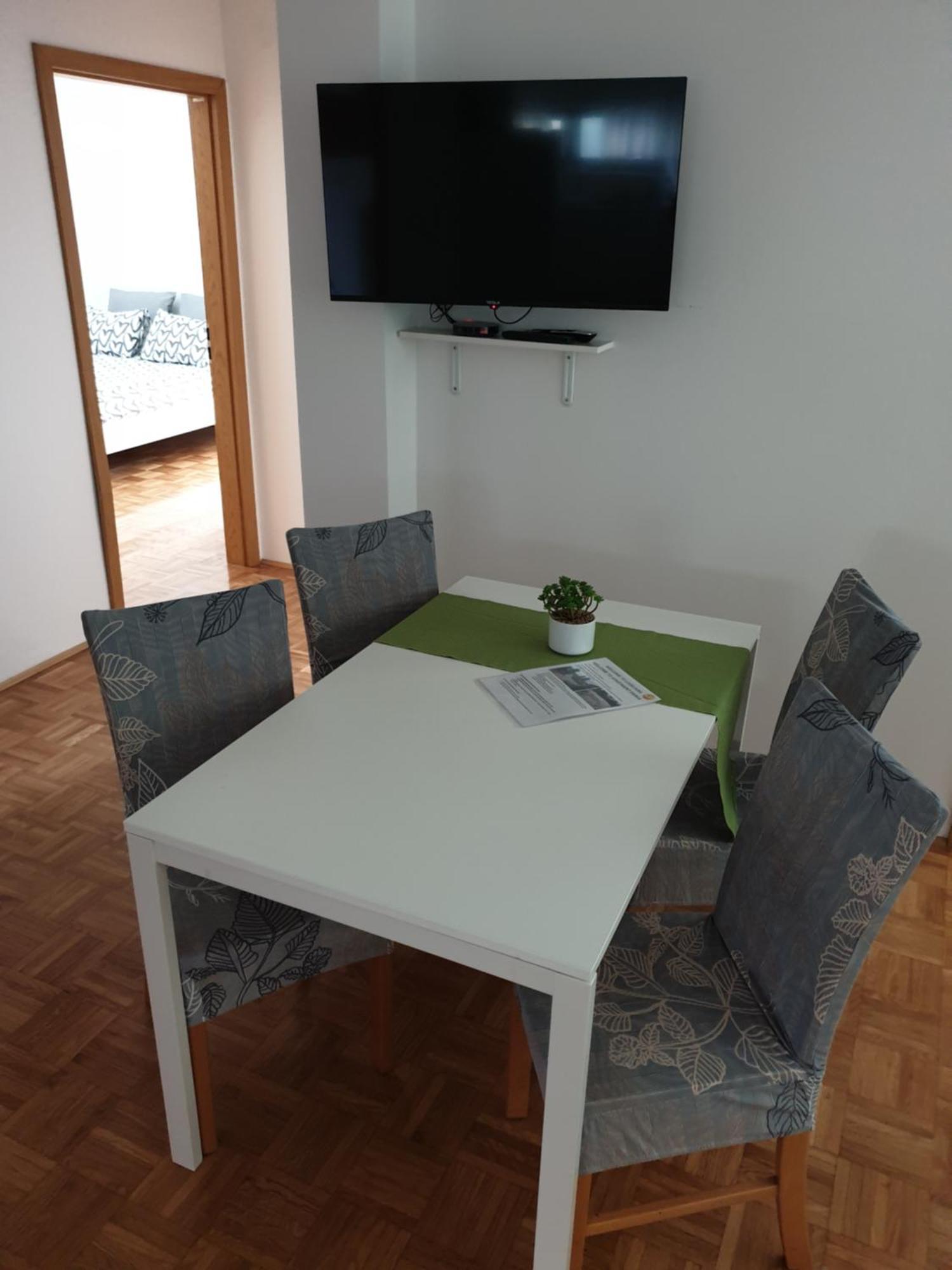 Apartment Emma Ljubljana - Free Parking, Ac, Wifi Bilik gambar