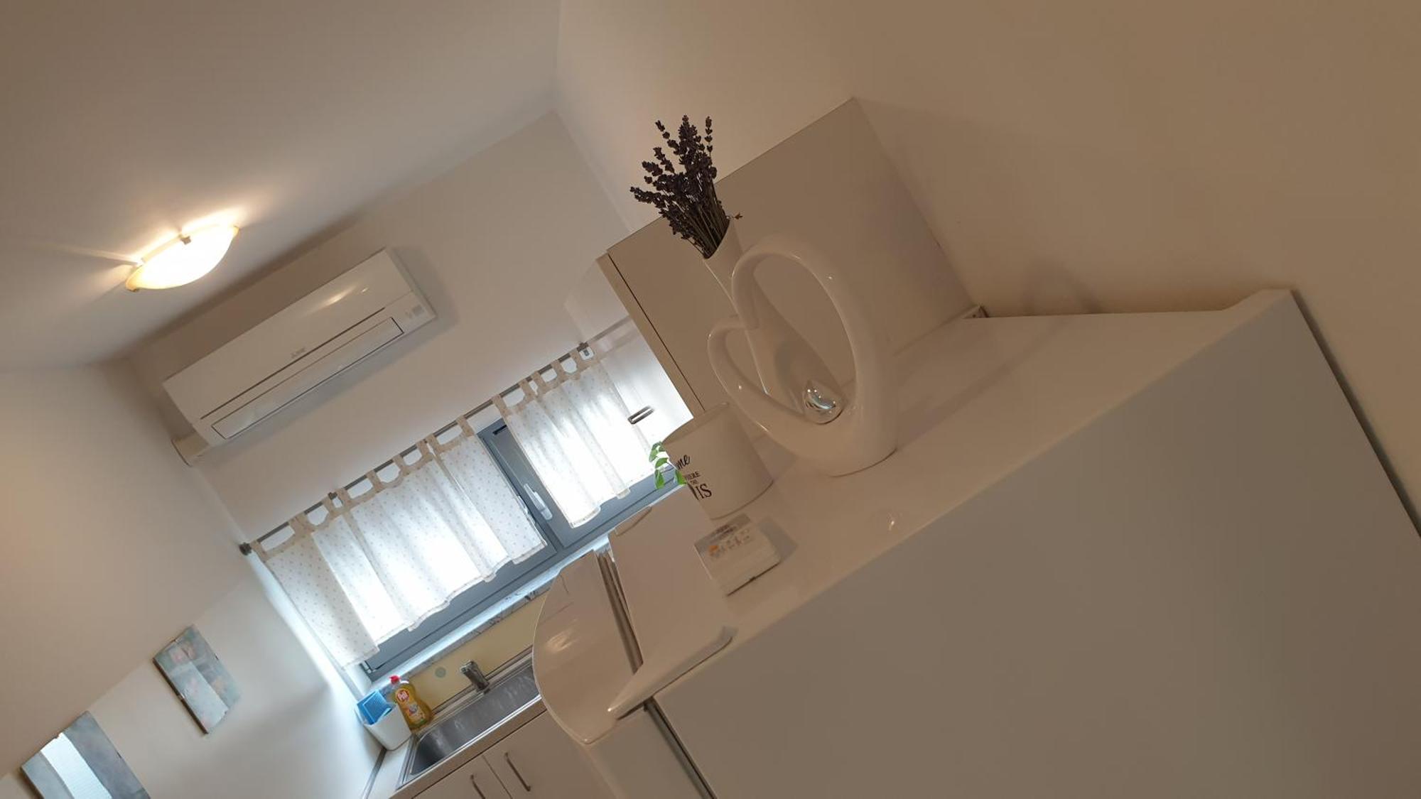 Apartment Emma Ljubljana - Free Parking, Ac, Wifi Bilik gambar