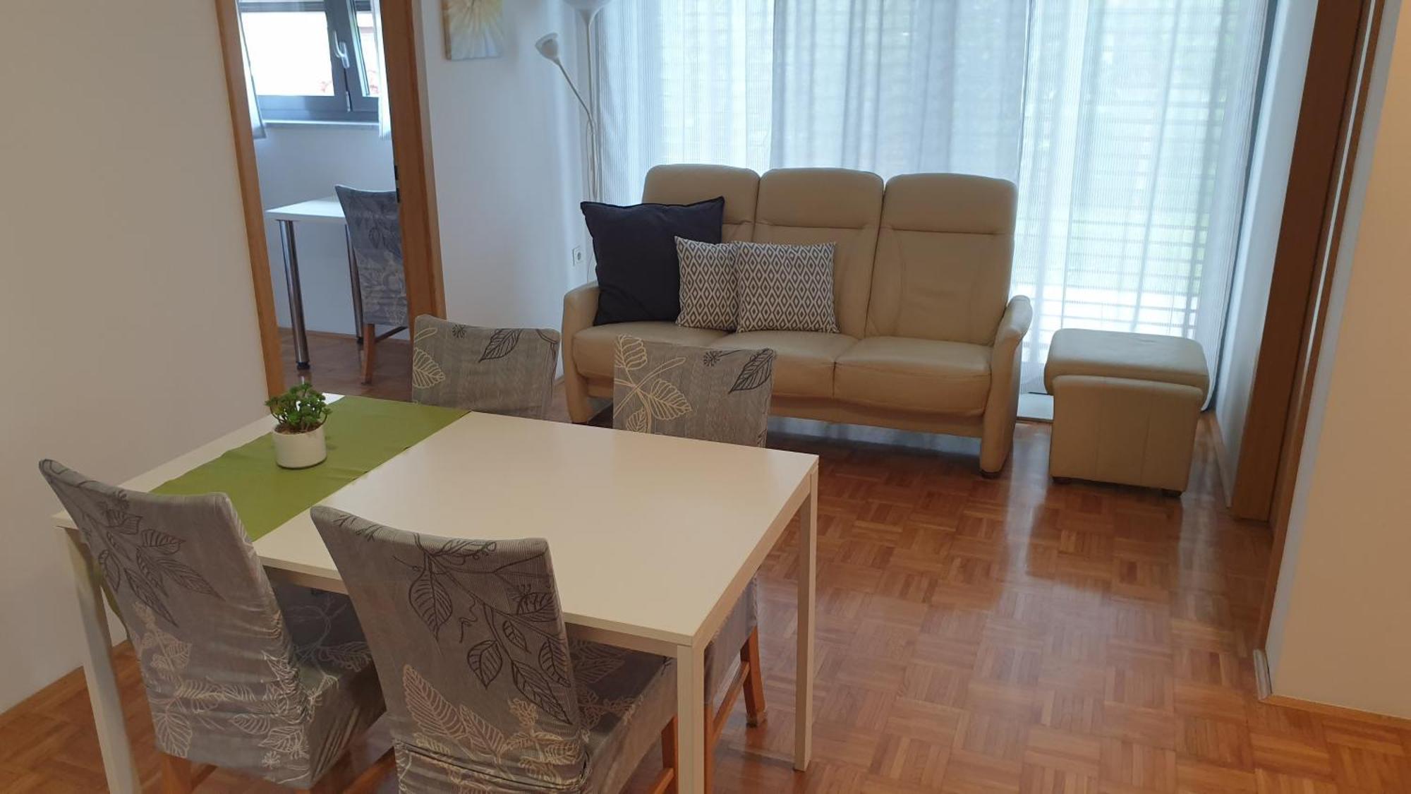 Apartment Emma Ljubljana - Free Parking, Ac, Wifi Bilik gambar