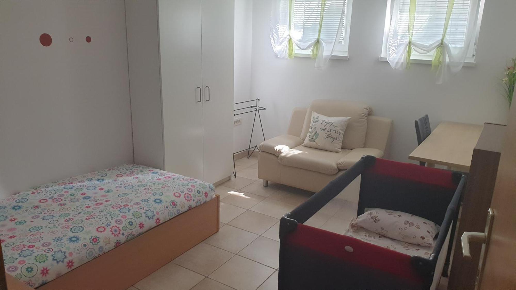 Apartment Emma Ljubljana - Free Parking, Ac, Wifi Luaran gambar